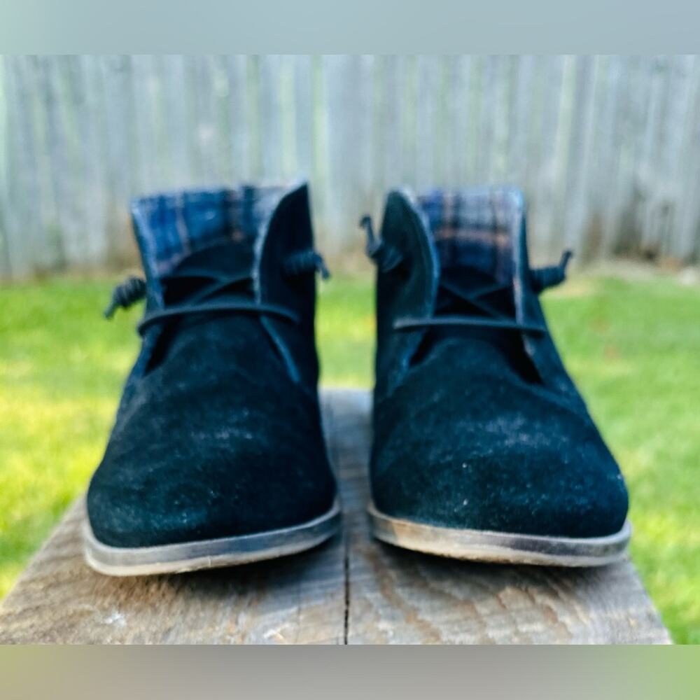 Lucky Brand Garboh Women’s Black  Suede Leather Lace-Up Chukka Booties. Size 5 - Picture 3 of 8